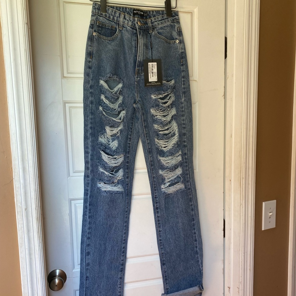 🆕 PrettyLittleThing Distressed Jeans - Picture 5 of 12